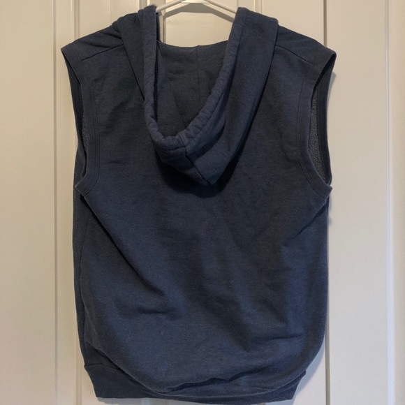Sleeveless Hoodie - Picture 2 of 2